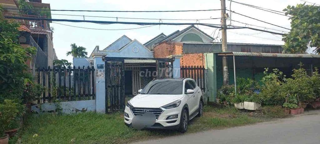 BÁN GẤP 9M x 32M Mặt tiền Vườn Thơm, thổ cư 191m2.