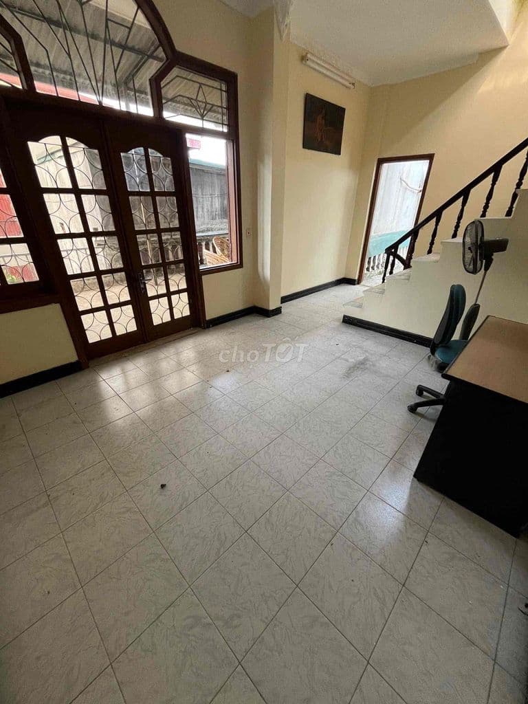 Cho thuê nhà nguyên căn 3 tầng 3 ngủ, 1 bếp , 1 khách - Ảnh 3