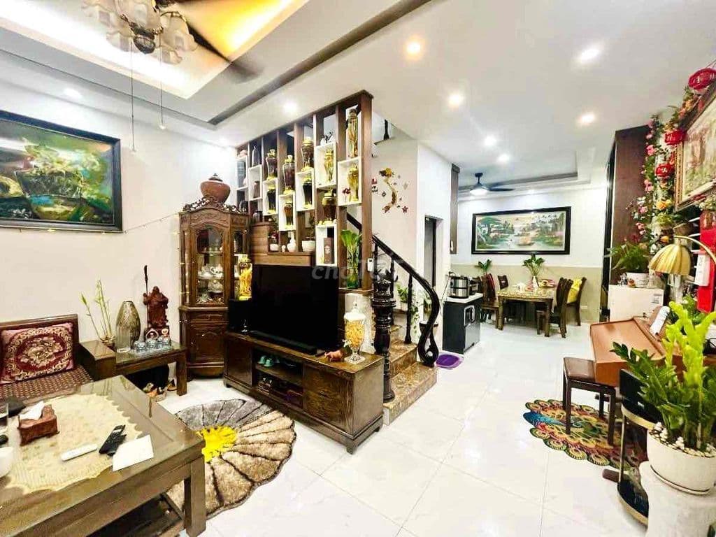 Chùa Bộc, ô tô đỗ, 10m ra phố, ngõ thông kinh doanh, sát HV Ngân Hàng,