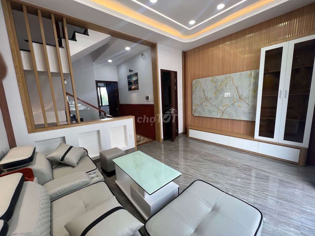 Gấp Bán Nhà Phố 3T, 71m2, 4Pn, HXH, Nguyễn Duy Trinh, Long Trường. - Ảnh 2