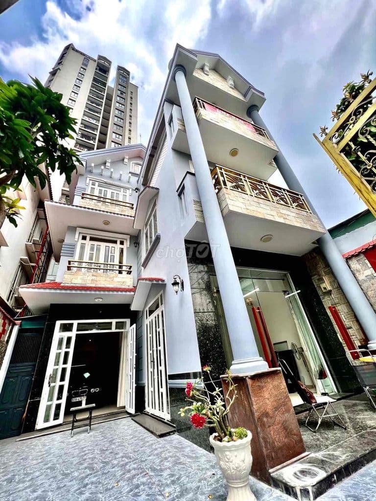 BIỆT THỰ Q6 173M2 _4TẦNG KHU BÌNH PHÚ DT 8*22