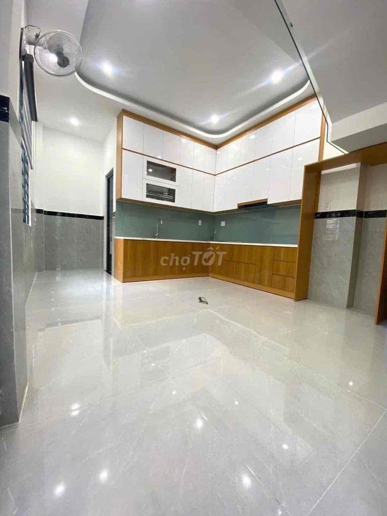 4.89 TỶ SỞ HỮU NGAY NHÀ 4❌15M -2 TẦNG HẺM THÔNG XE HƠI P15.TÂN BÌNH - Ảnh 3