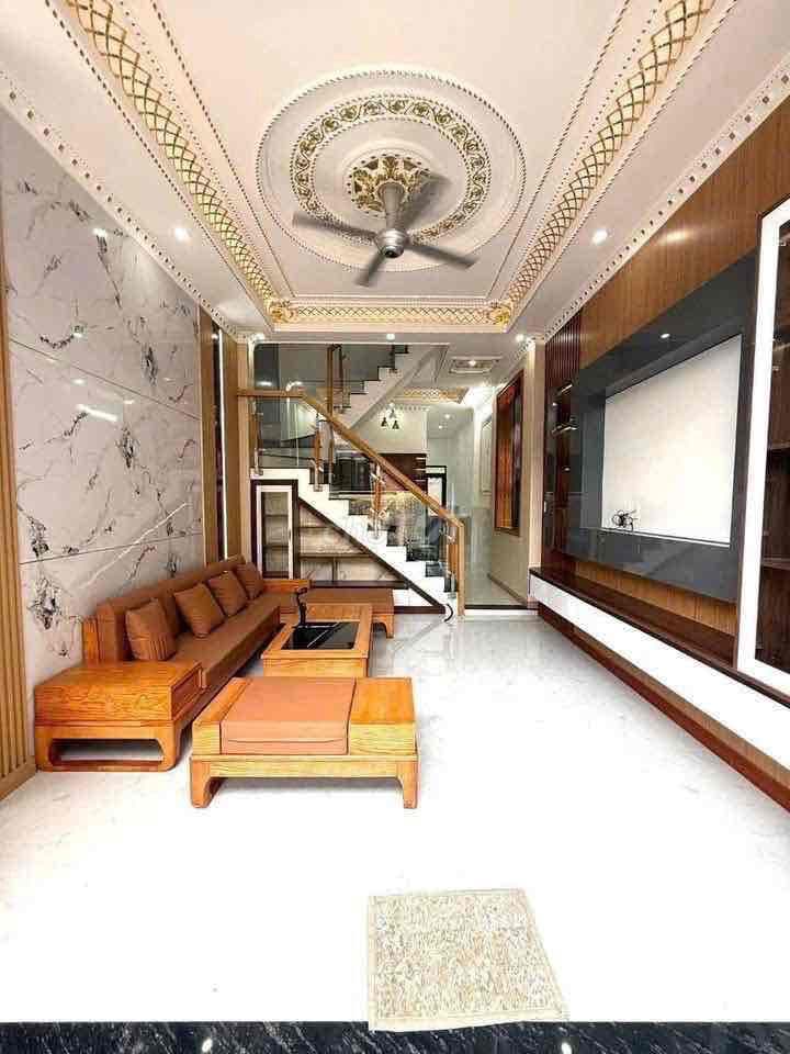 Cô 3 rao bán nhà Phan Đăng Lưu phú nhuận giá 2TY2 có sổ hồng