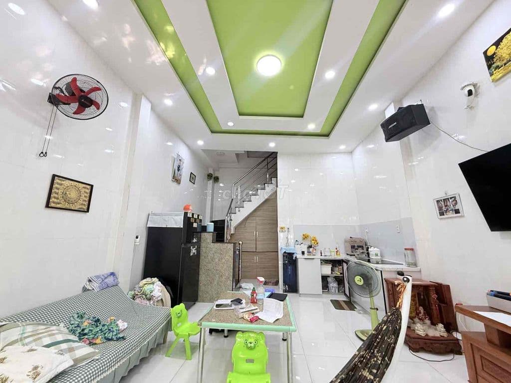 Nhà 3 Tầng Hẻm Xe Hơi Sổ Riêng Không QH