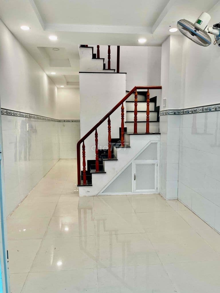 nhà thạnh Xuân Q12 1 trệt 1 lầu 46m2 sổ Hồng chính chủ