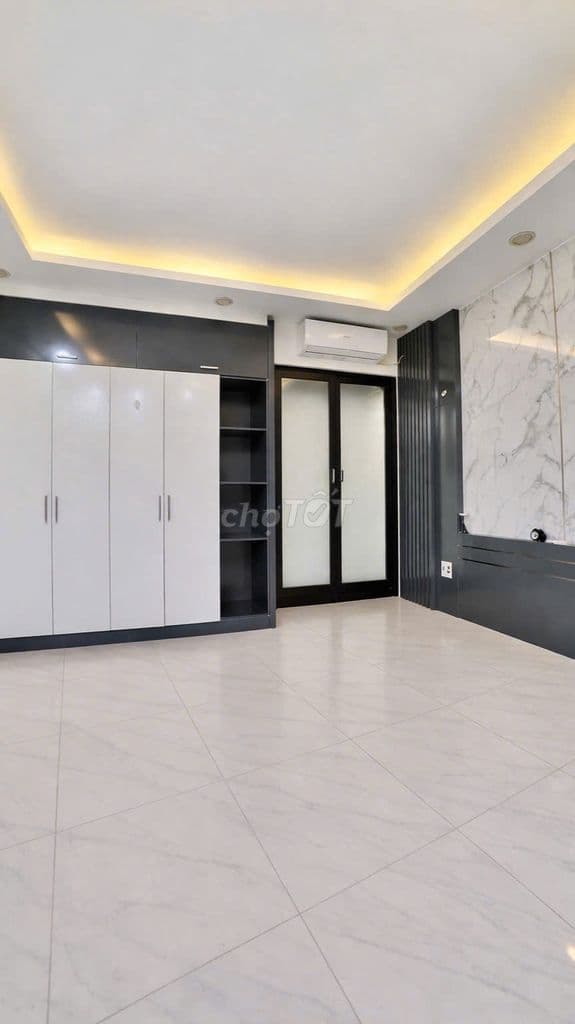 GIẢI PHÓNG, ÔTÔ–KINH DOANH 60m² > 15 tỷ