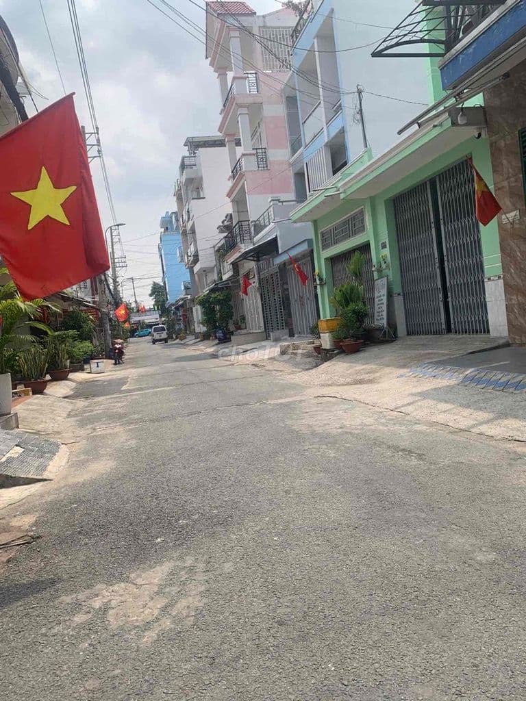 Nhà Hà Huy Giáp Q12 sát Gò Vấp, 89m2 nở hậu, hẻm ô tô 7m, nhỉnh 6 tỷ
