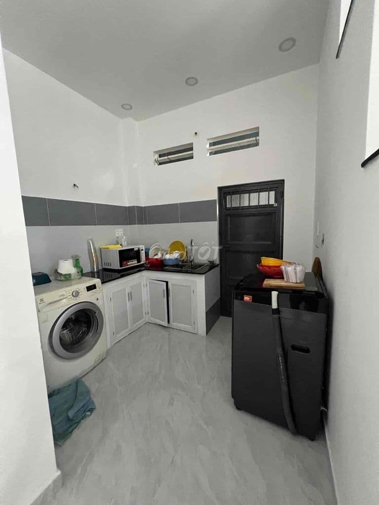 Nhà giá rẻ hẻm xe hơi ngay Vạn Phúc ĐH Luật Hiệp Bình Phước Thủ Đức - Ảnh 2