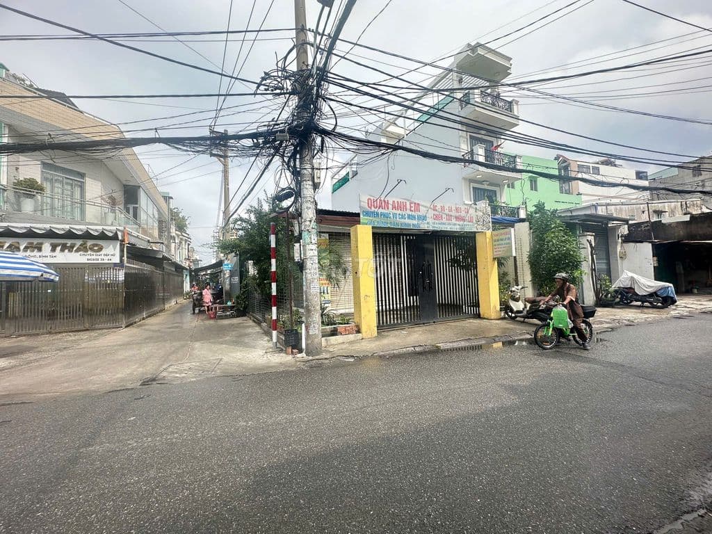 Bán nhà căn góc Liên khu 10-11, ngay Bốn Xã, giáp Tân Phú 8x22m 9,1 tỷ