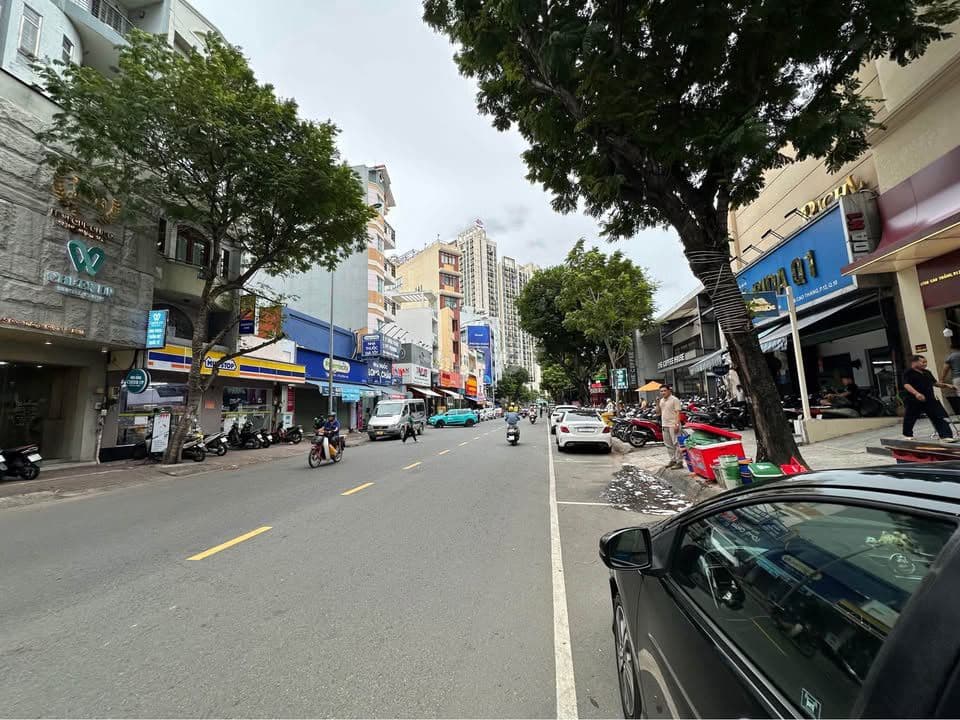Tôi kẹt bán gấp nhà MT Phạm Hùng 3lau,Q8,thuê 38tr/th,5.5x17m,giá lỗ - Ảnh 3