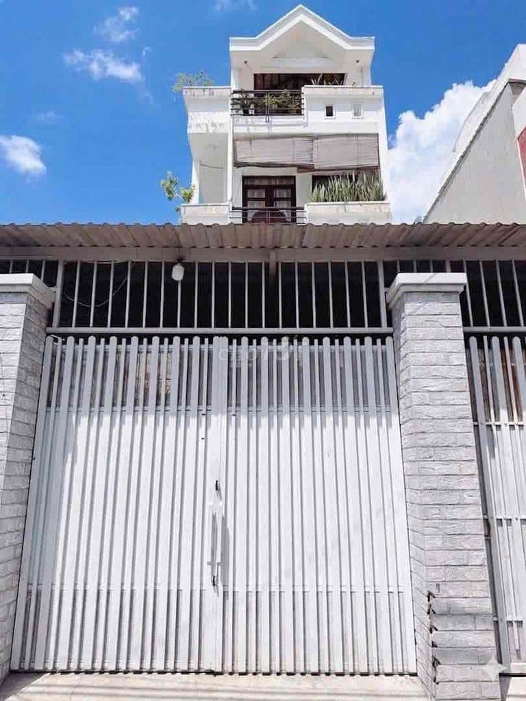 bán nhà góc hẻm xe hơi 118 nguyễn thị thập dt 134,52m2