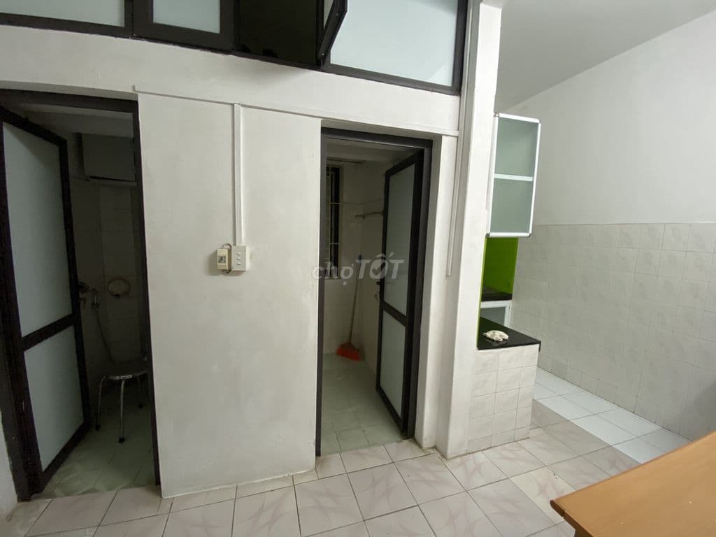 Bán nhanh nhà tầng 4 khu tập thể Cty Tư vấn xây dựng công trình thủy 1 - Ảnh 2