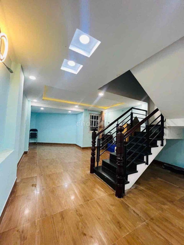 Bán Nhà Sau Căn MT DQH,f5,dt 5x14m, 4 lầu - Ảnh 2