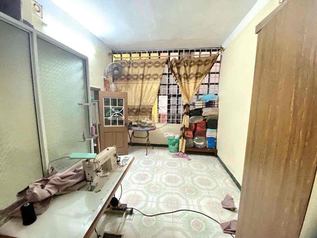 Hơn 3 tỷ có nhà sổ đỏ Đội Cấn-Oto qua-22/25m2;3T;2N - Ảnh 2