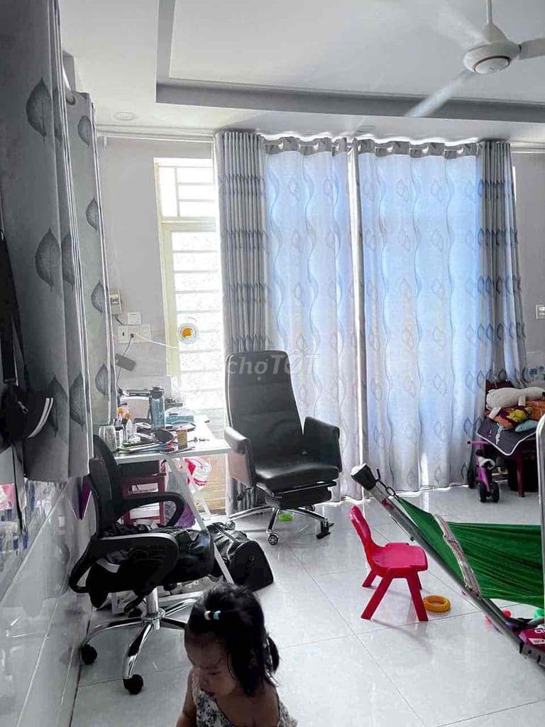 Bán nhà khu an ninh dân trí cao - Ảnh 2