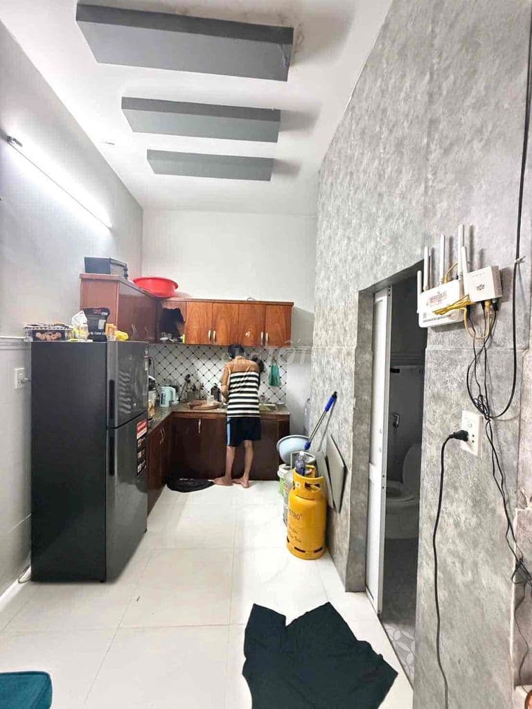 ✅Giảm giá 300 triệu , nhà ngang 6 X dài 12m , khu dân cư hiện hữu . - Ảnh 2
