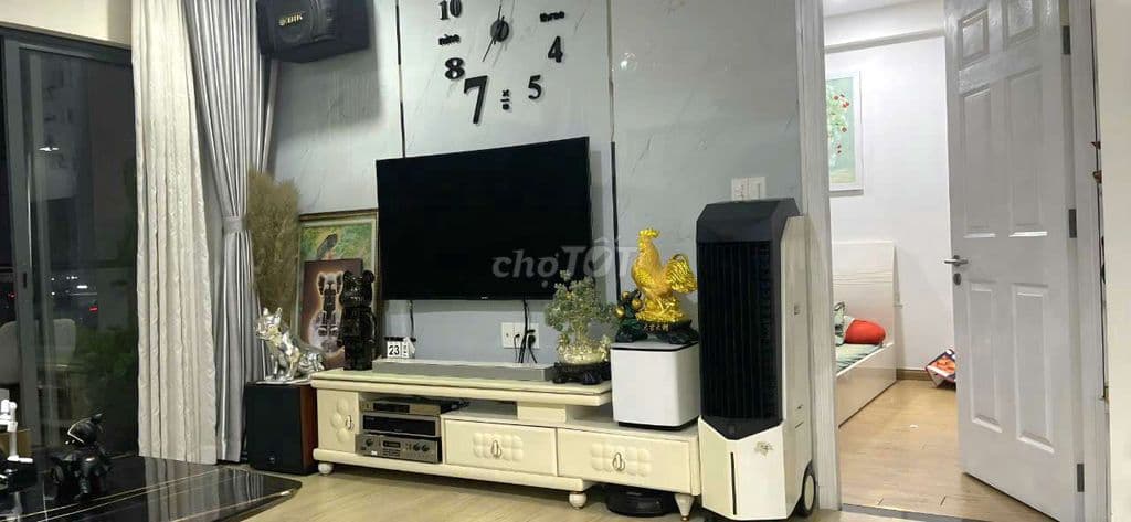 Cần Bán Gấp Căn Hộ 2 Phòng Ngủ, Full NT, Tại The Everrich Infinity, Q5 - Ảnh 2