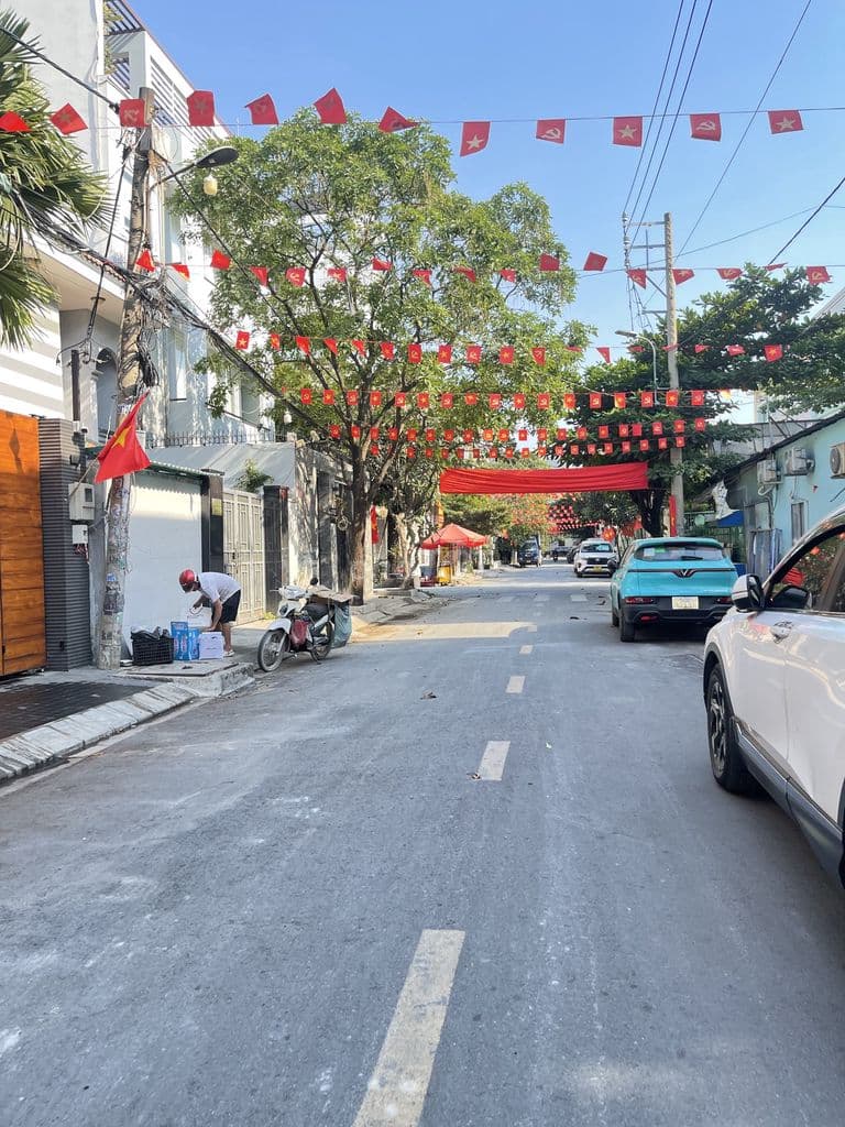 -Bán biệt thự 7x20m,3 lầu Dương Quảng Hàm, ngay bên bờ Kênh Tham Lương - Ảnh 2