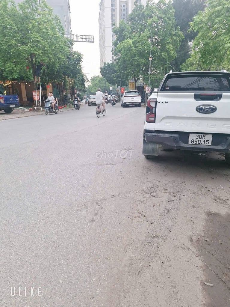 Nhà đẹp Thanh Trì, 41m2, 4 tầng, ngõ thẳng, ô tô đỗ, sổ đẹp, ~5 tỷ