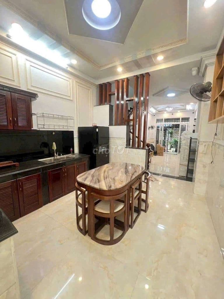 bán nhà hẻm nhựa khu bình Phú nhà mới tinh vào ở ngay