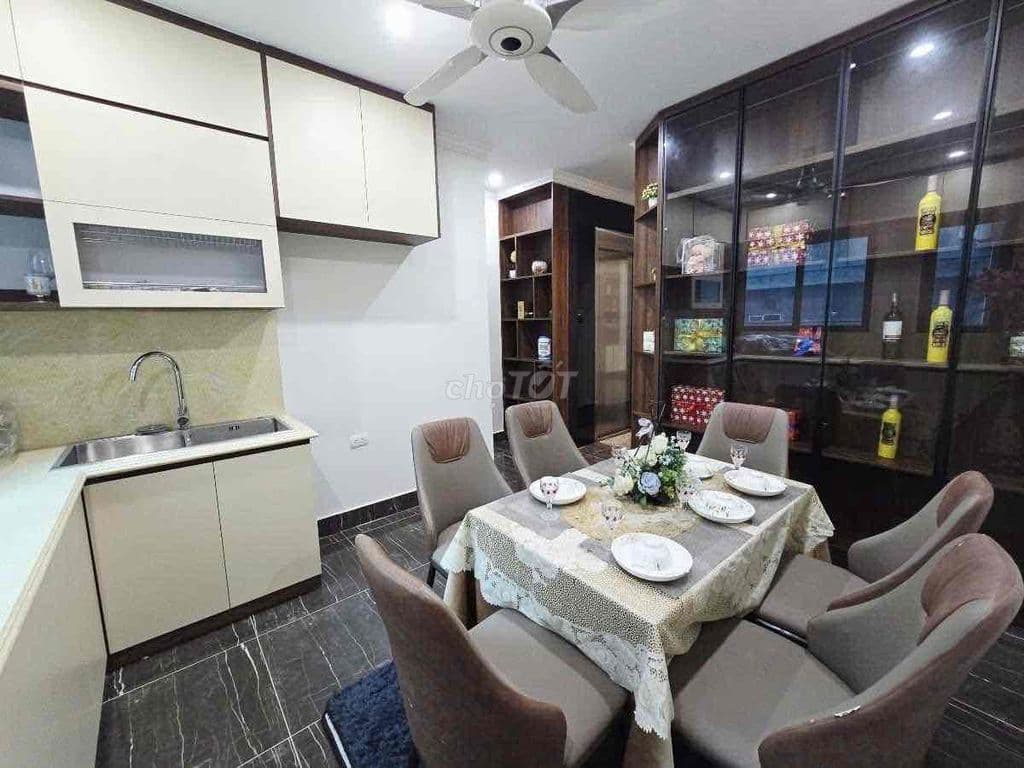 Tôn Đức Thắng, sát phố, ngõ ba gác thông, nhà xây mới, full đồ, 39m*5T - Ảnh 2