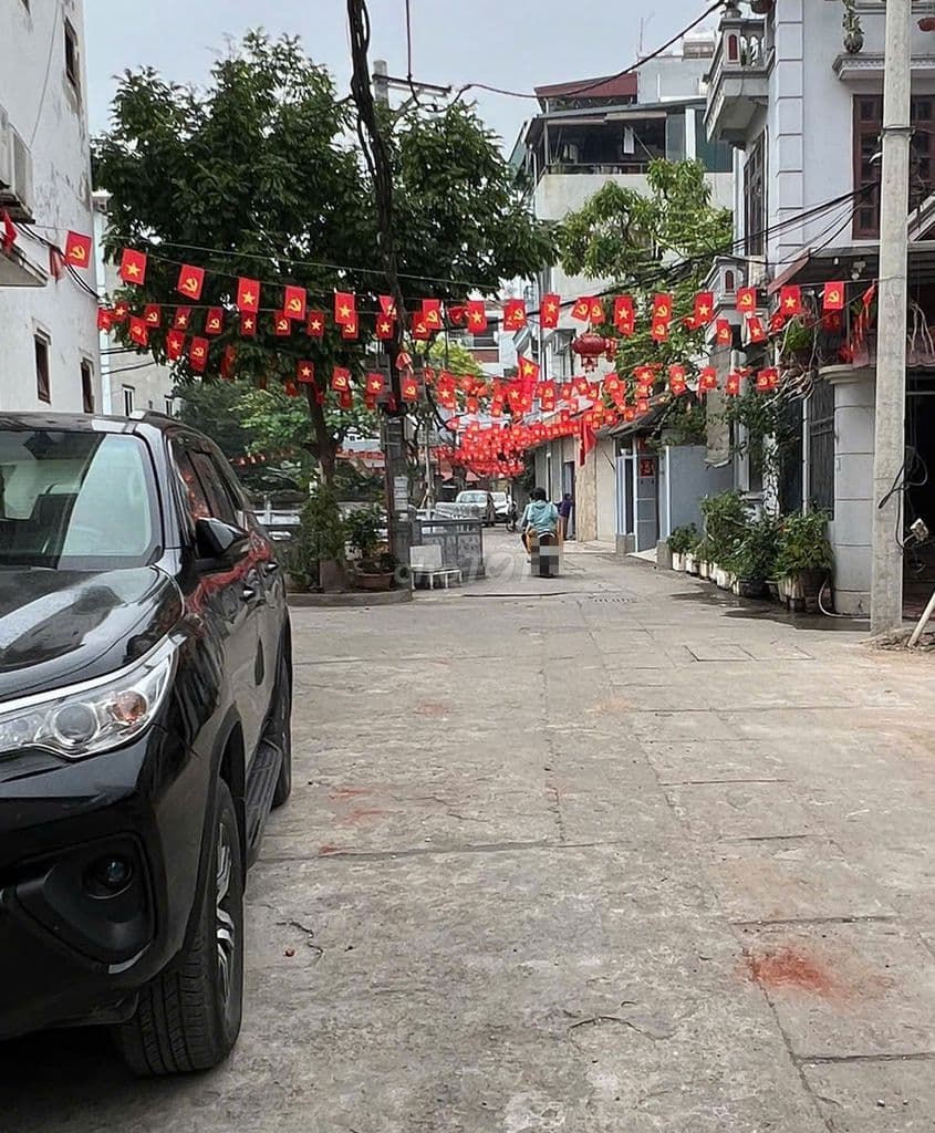 BÁN ĐẤT MẶT NGÕ -THỤY PHƯƠNG -LÔ GÓC - NGÕ THÔNG,Ô TÔ TRÁNH TRƯỚC NHÀ