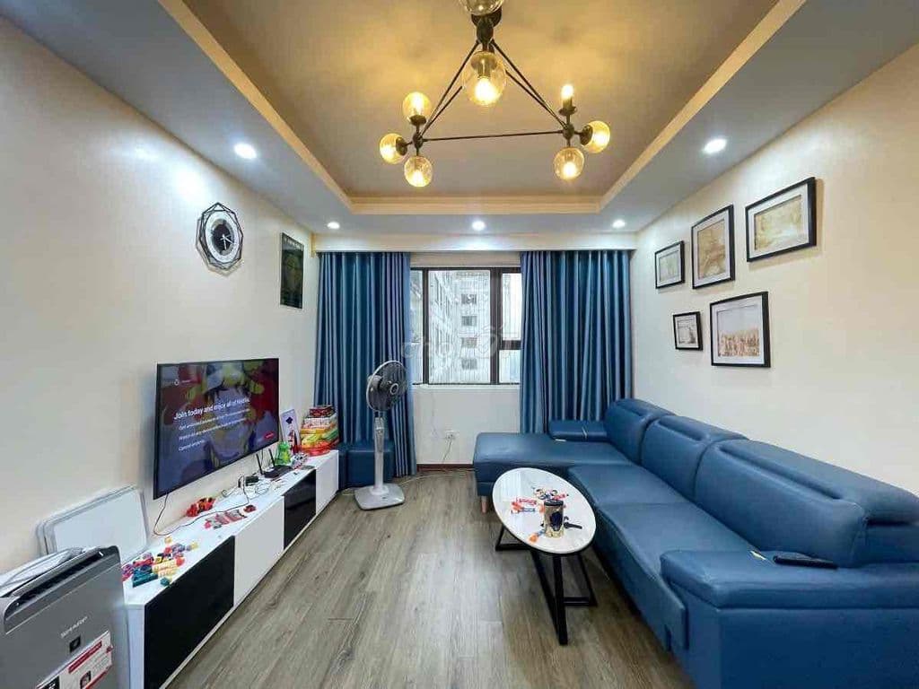 Chung cư CC Hoàng mai 72m² 2 Ngủ, 2WC, phòng khách, bếp rộng căn góc