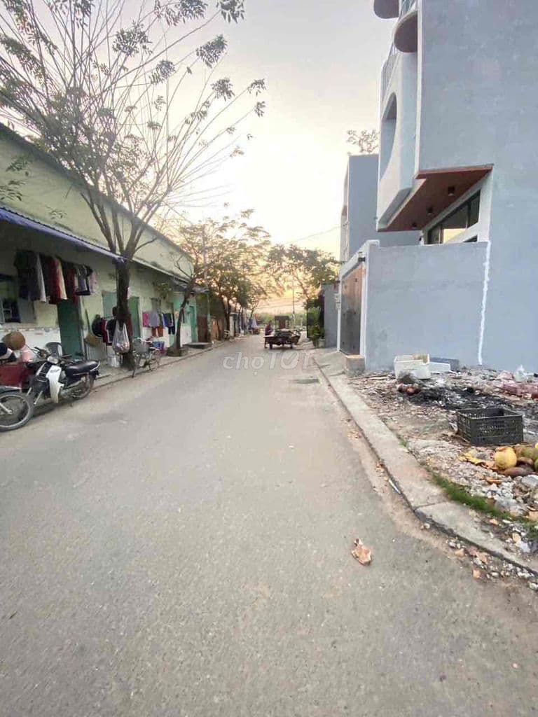 Bán Lô Đất Góc 2 Mặt Tiền Ngay Chợ Long Trường P. Long Trường Q9 TpHcm - Ảnh 3