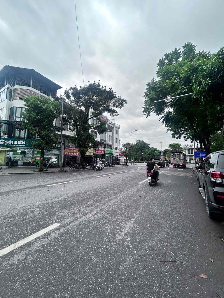 Bán gấp nhà mặt phố- kinh doanh sầm uất 1 KĐT Văn Phú-Zalo *** - Ảnh 2