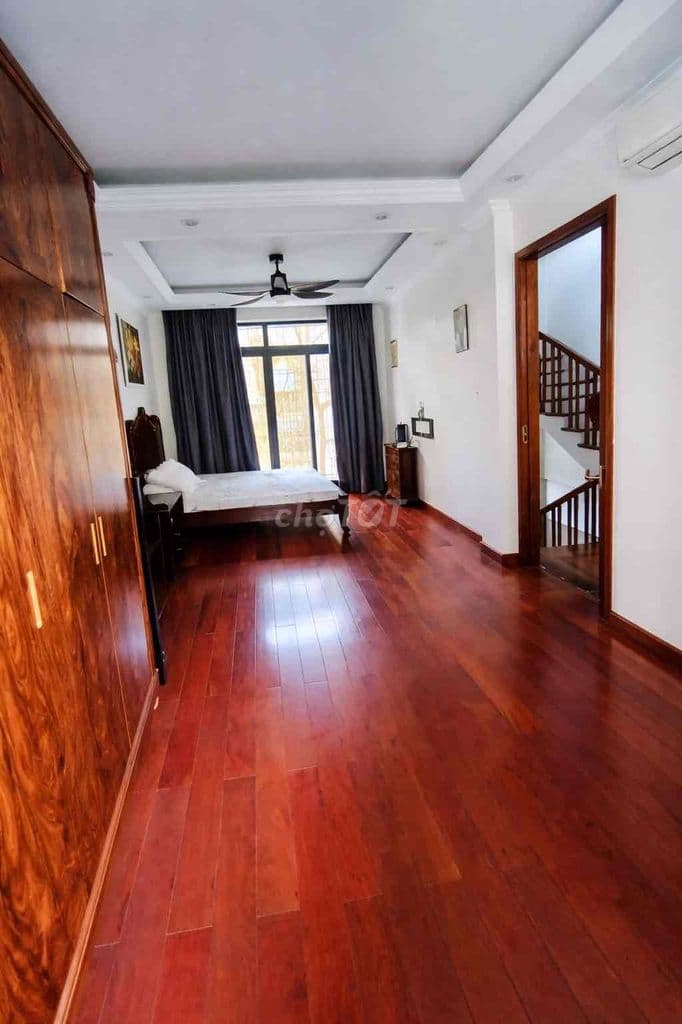 Nhà dân xây -47m2 - TT Ba Đình - cách phố 100m - 6 pn - 12.95 tỷ (TL c