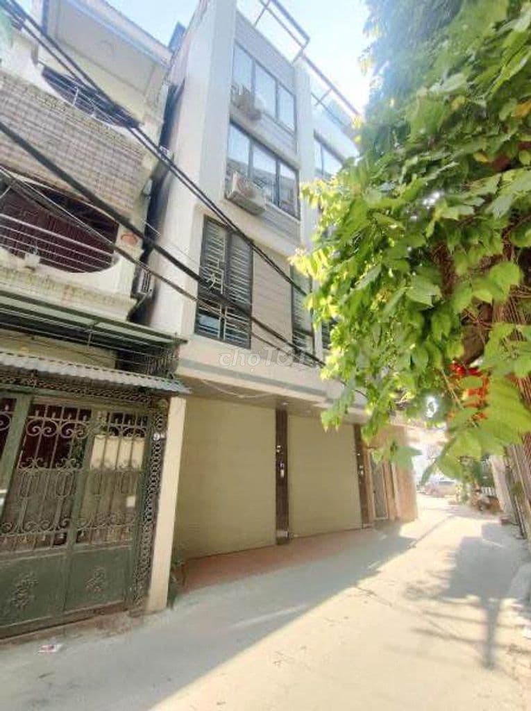 bán nhà trung tâm thanh xuân lô góc 3 mặt thoáng