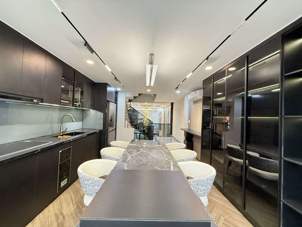 Siêu Phẩm Luxury Có Ô Thang Máy Đường Trần Thị Cờ. Ngay Trường Học - Ảnh 3