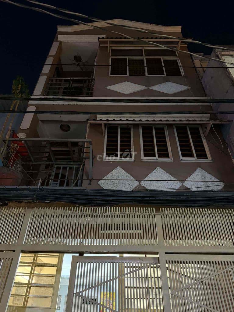 BÁN NHÀ MẶT TIỀN- KINH DOANH MOI NGÀNH NGHỀ