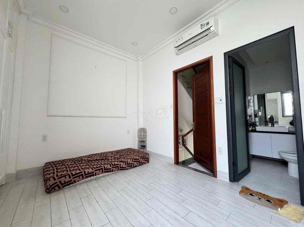 GẤP BÁN GIẢM 400TRIỆU NHÀ 5 TẦNG TRƯỜNG THỌ OTO NGỦ TRONG NHÀ VIP - Ảnh 3