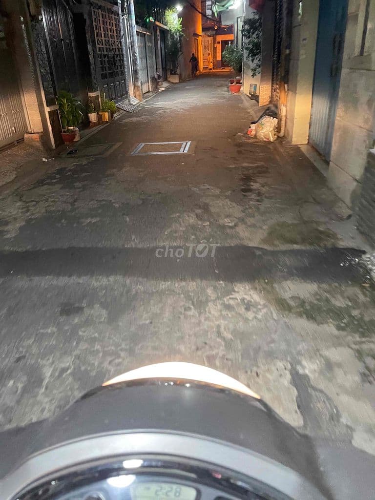 Bán nhà chính chủ tân bình