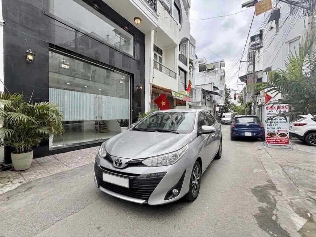 Xe hơi ngủ trong nhà, sát ngã tư hàng xanh,khu cao tầng