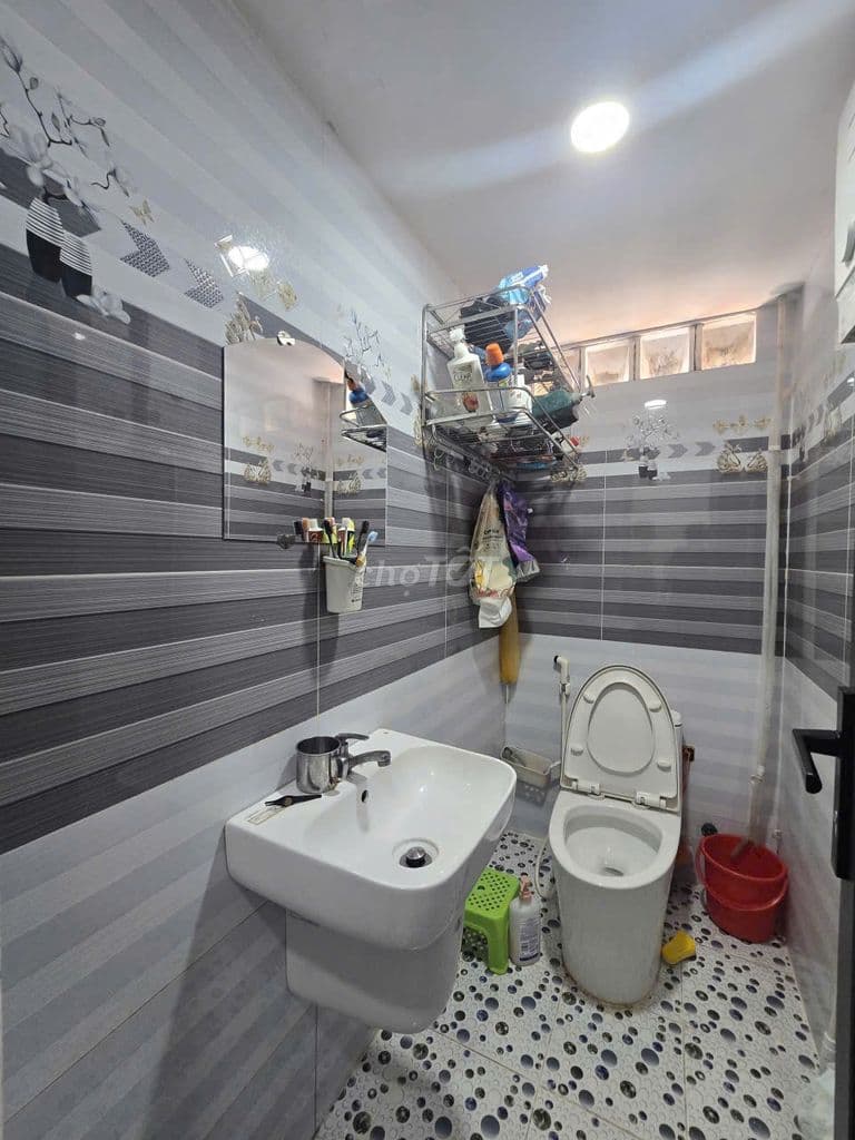 Bán nhà mới sạch sẽ đường Dương Bá Trạc P1 Q8 - Ảnh 2