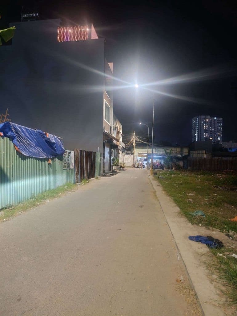 LÔ ĐẤT ĐẸP - PHÚ THUẬN - QUẬN 7 - KHU CAO TẦNG - 50M2 - CHỈ 3.99 TỶ. - Ảnh 3