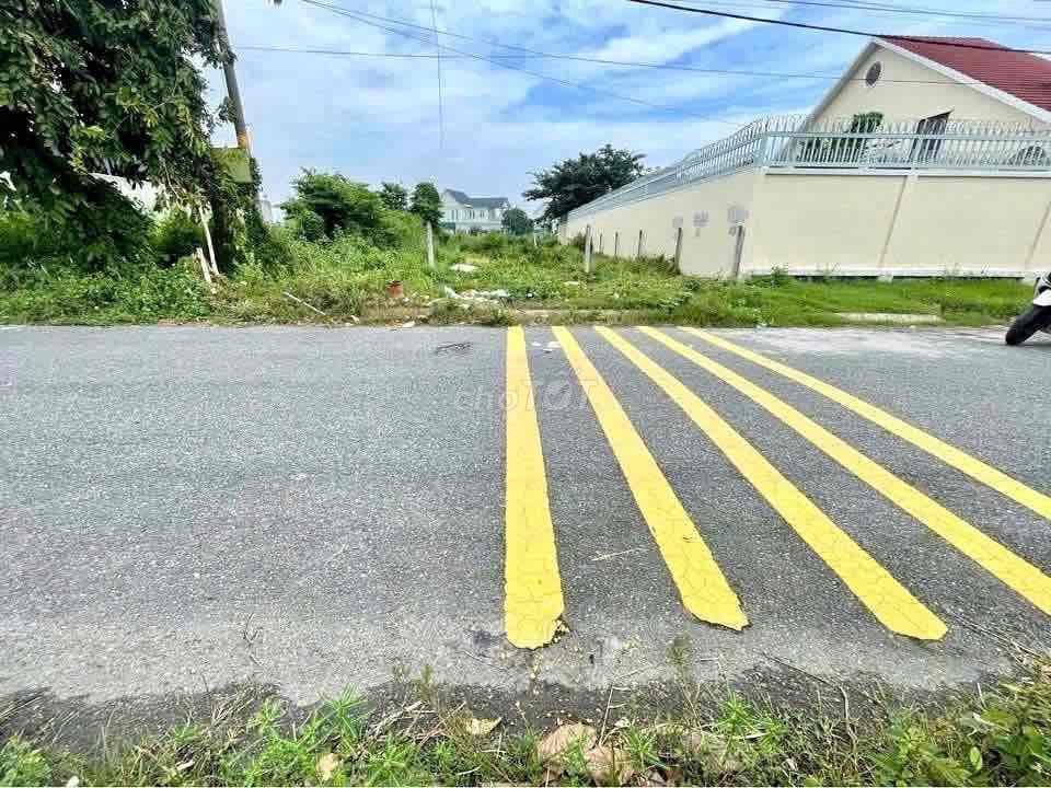 Chủ bán gấp lô đất ngộp 200m2 ngay TT Củ Chi giá 550tr - Ảnh 2