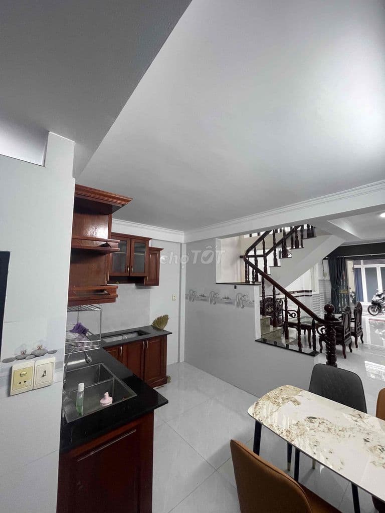 nhà 3 tầng, 54m2, ngay Hiệp Thành City bán 5.45 tỷ - Ảnh 2