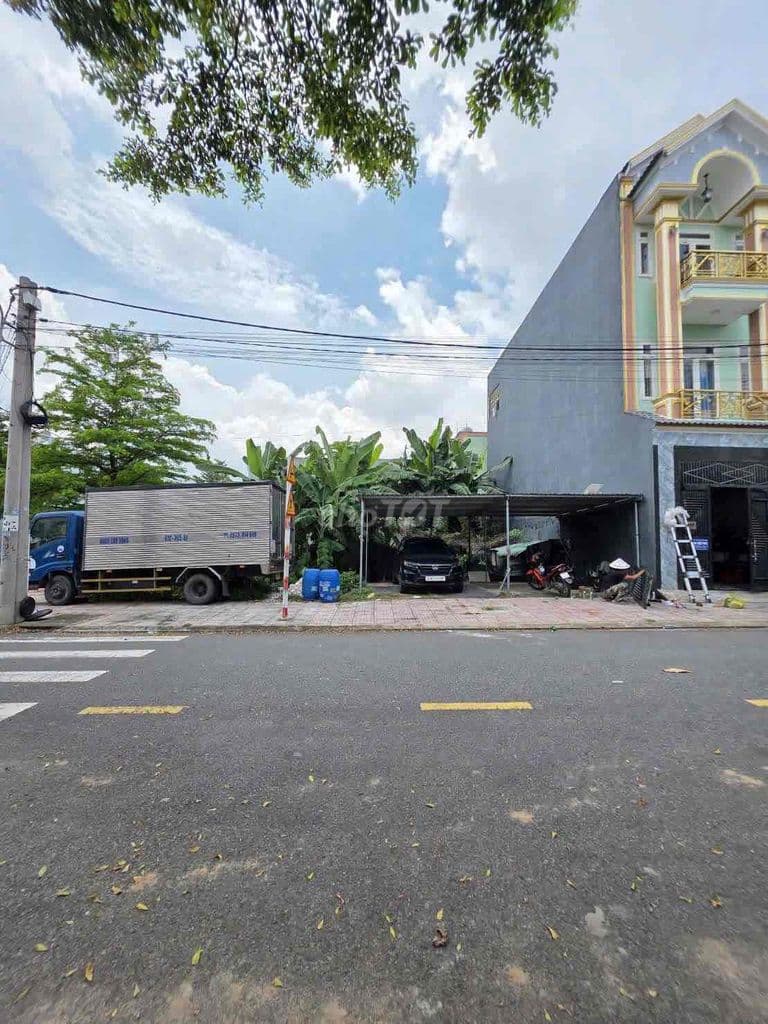 Bán đất mặt tiền ql50- gần bến xe quận 8