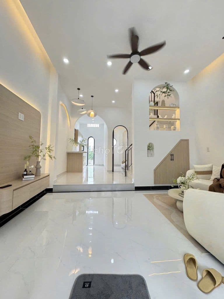 Nhà Mới - Bình Tân - Bến Xe Miền Tây - Hẻm Xe Hơi - 5 x 13m