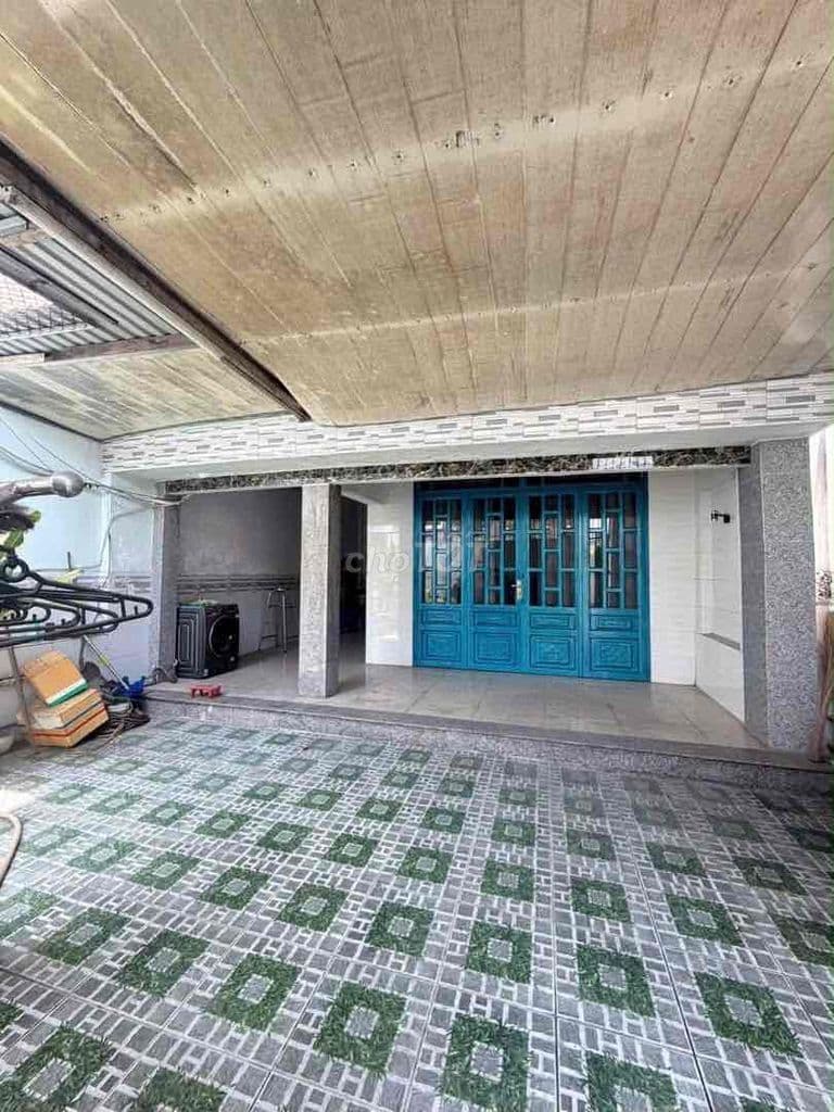 BÁN NHÀ DIỆN TÍCH 6,5M x 20M . CẤP 4 CÓ 2 PHÒNG NGỦ 2 TOLET NGAY METRO - Ảnh 2