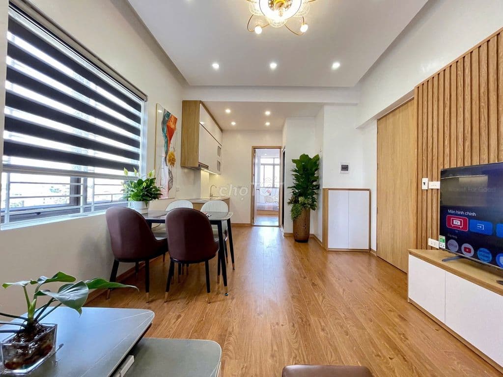 Bán căn hộ chung cư Nguyễn Chánh, 65m2, 2 ngủ, full nội thất. 5.25 tỷ
