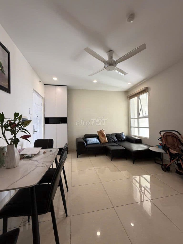 Bán Căn 2 Phòng ngủ 62m2 đầy đủ nội thất cao cấp. Chỉ 2,580 tỷ. LH xem - Ảnh 3