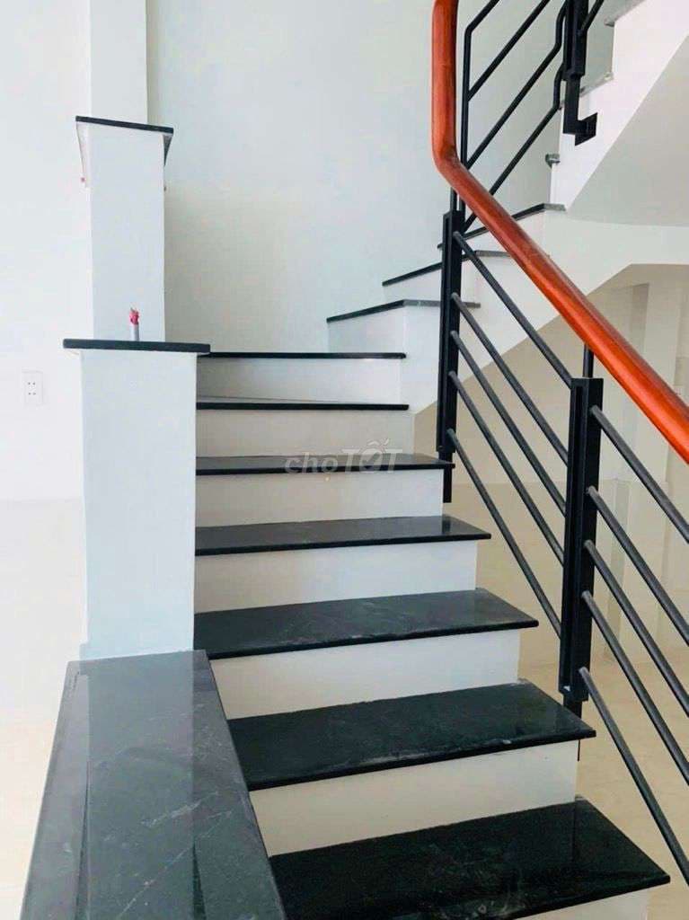 Nhà hiếm 4x14 hẻm xe hơi đường Nguyễn Văn Khối chỉ hơn 4 tỷ - Ảnh 3