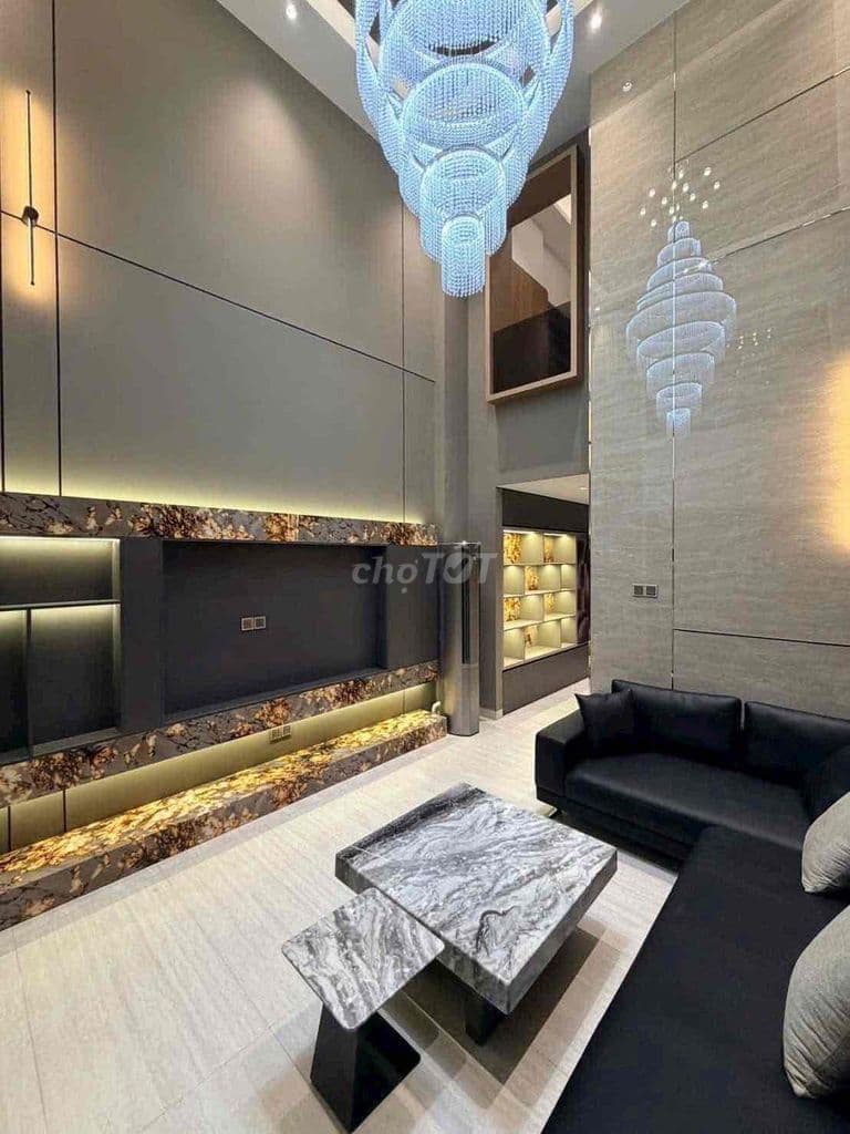 BÁN CĂN NHÀ 5 LẦU VỊ TRÍ ĐẸP QUẬN 7 - Ảnh 2