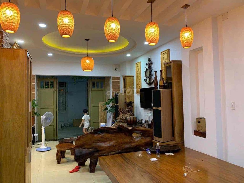Bán Gấp Nhà HXH gần Kênh Nước Đen 8x11 4 tầng 6PN 6Wc giá 6ty7 - Ảnh 3