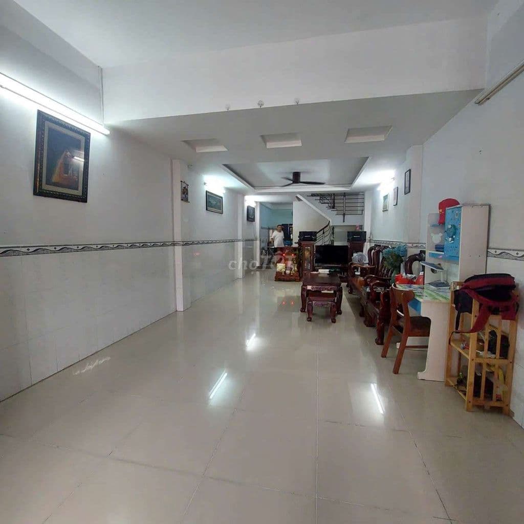 Nhà 4x19 ,4 tầng ,hẻm ôtô kế Lạc Quang Trường Chinh Cầu Tham Lương - Ảnh 2