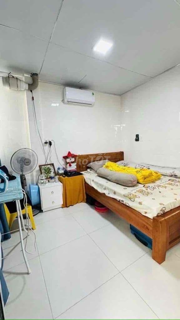 BÁN NHÀ 3 TẦNG- 3PN - TRUNG TÂM Q5- CHỈ HƠN 2 TỶ